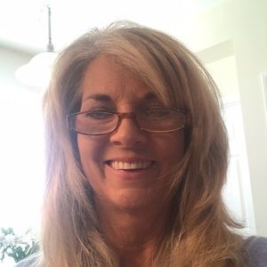 Meet your Posher, Joanie